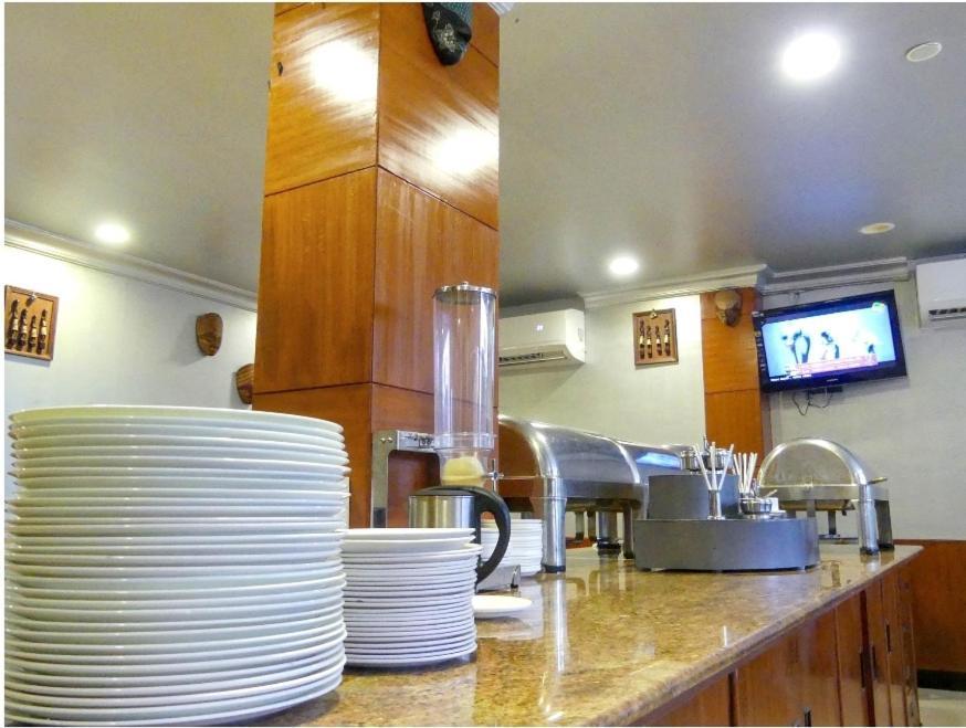 Hotel Meenakshi's Sunshine 2*