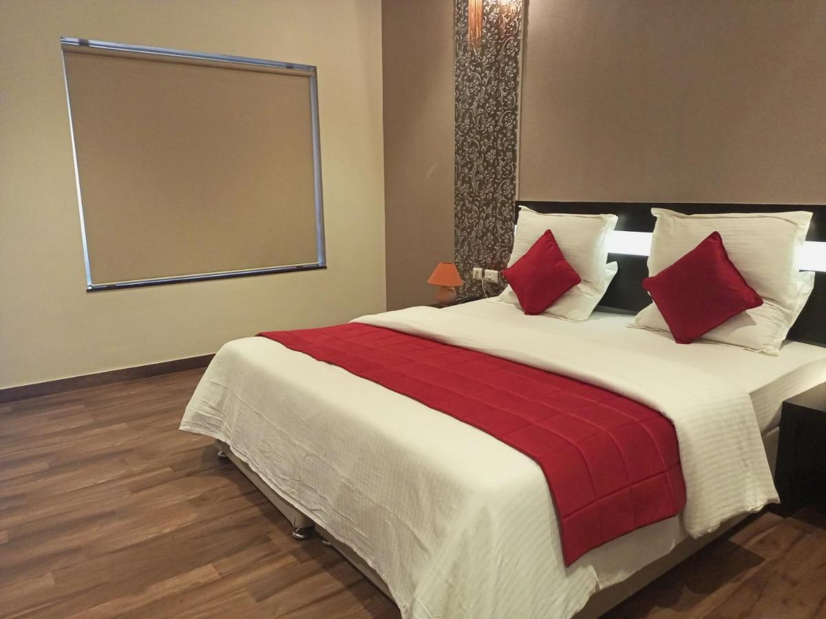 Mount Retreat - Resort