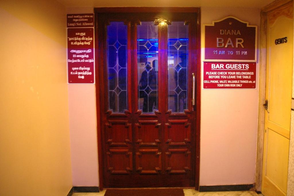 Saratharajans Hotel