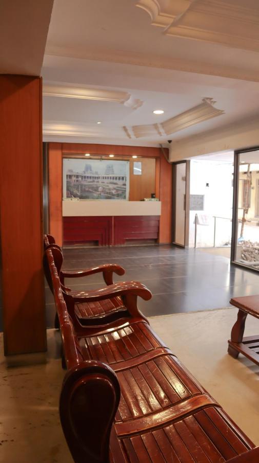 Hotel Aarathy