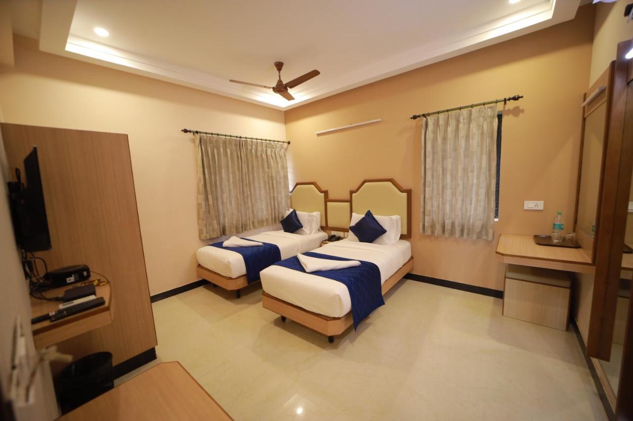 Majestic Hotel 2*