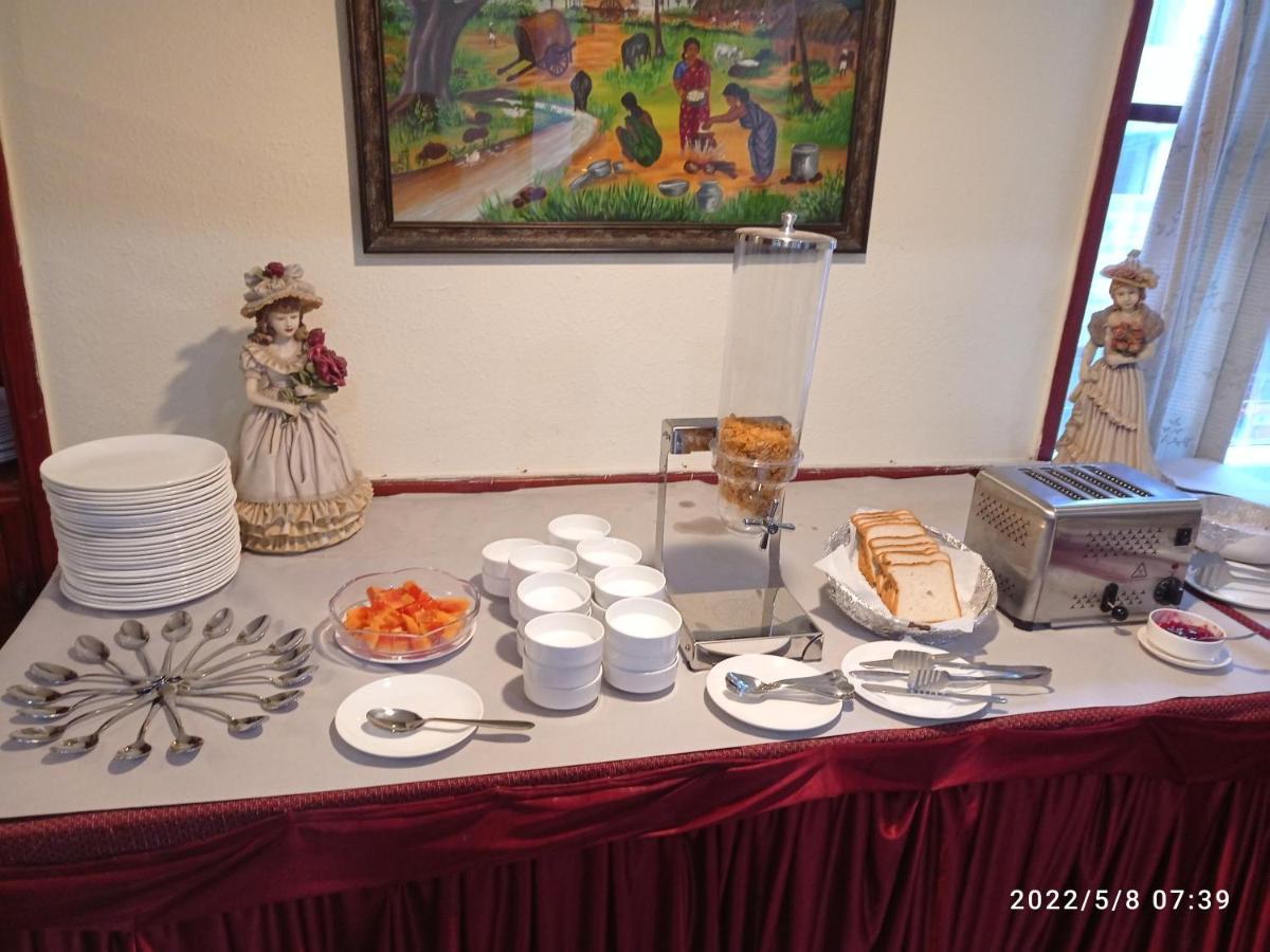 Hotel Rathna Residency 4*