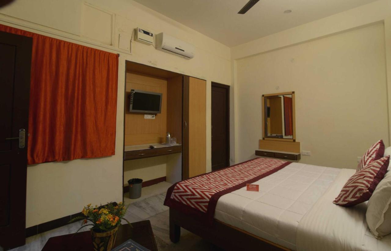 O Flagship Kathir Palace Hotel