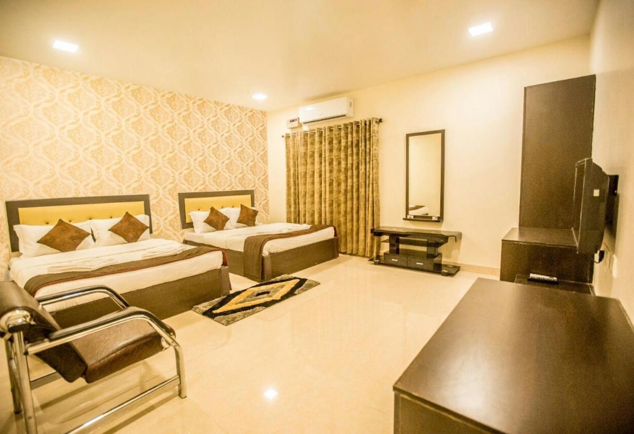 Hotel Royal Elite 3*