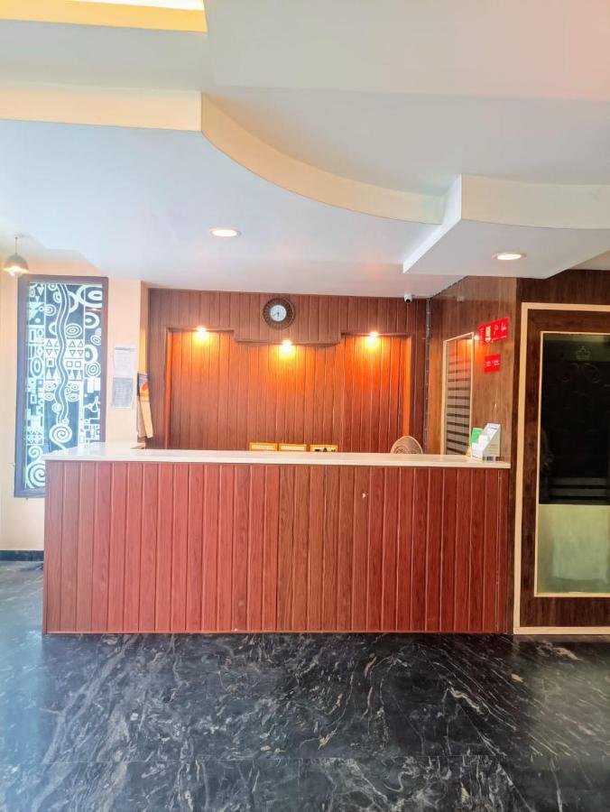 Le Grace Apollo