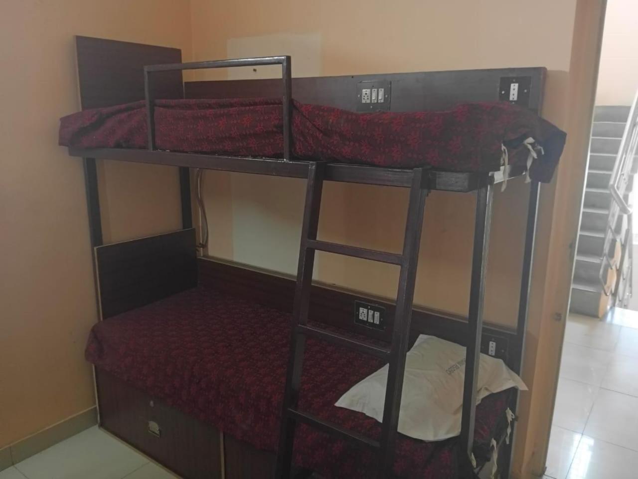 Hotel Sharma Residency