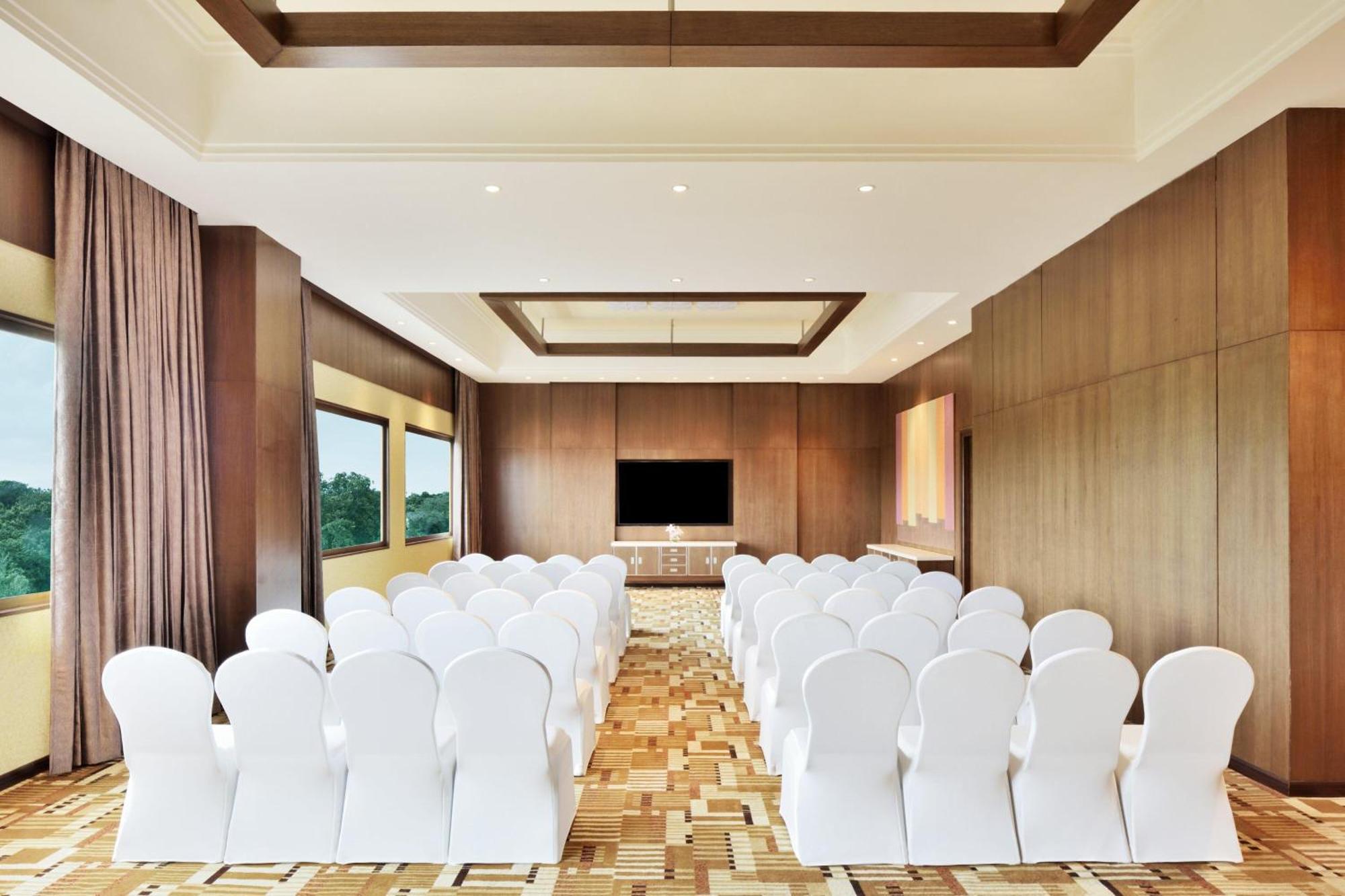Courtyard By Marriott Hotel Madurai