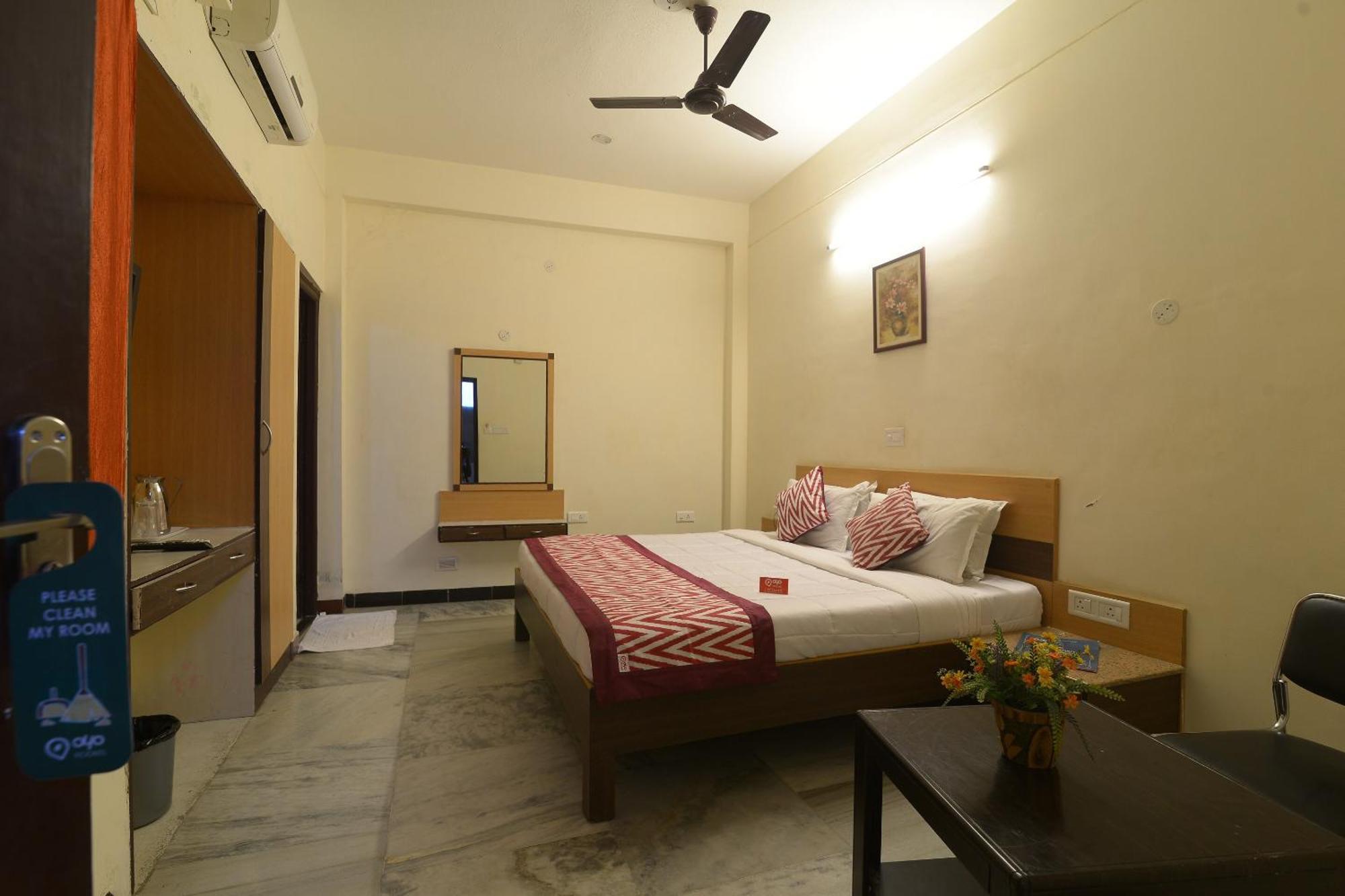 O Flagship Kathir Palace Hotel