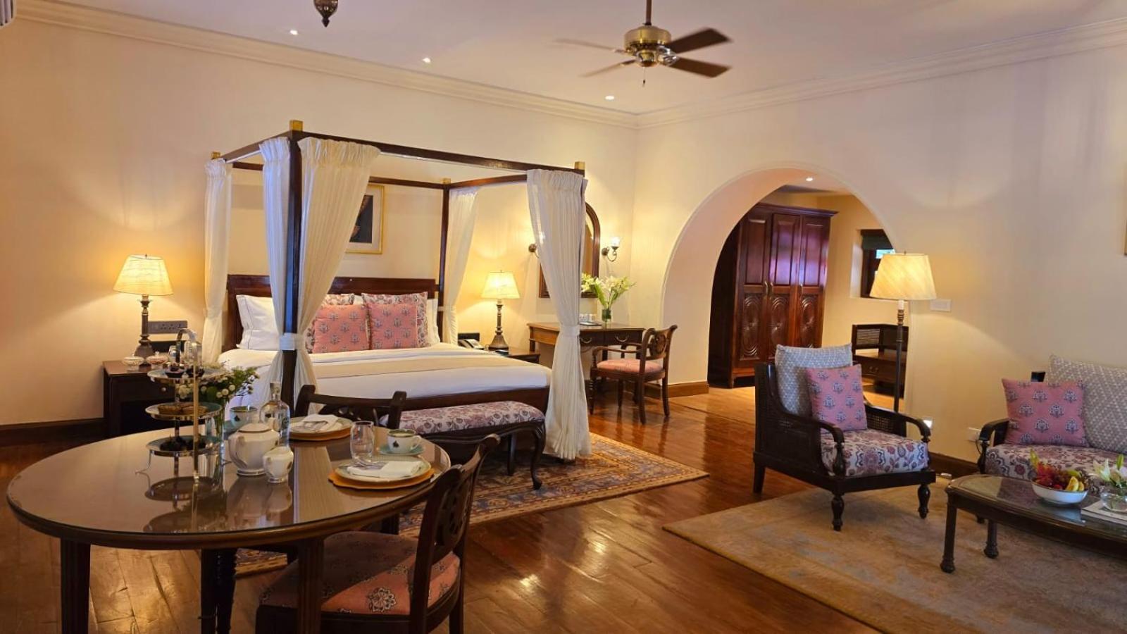 Hotel Gateway