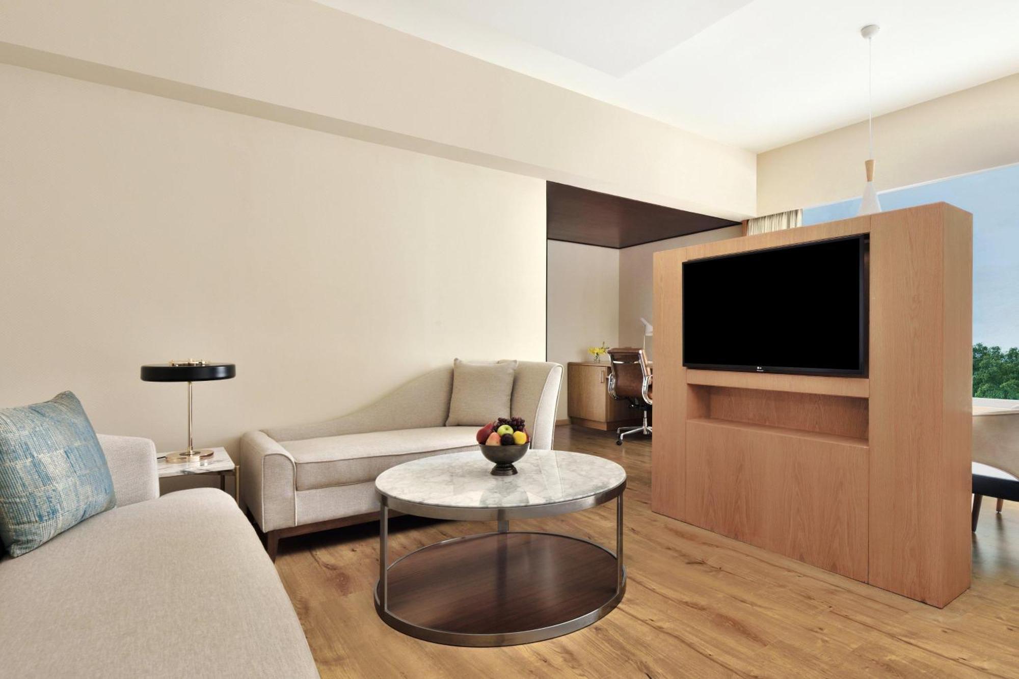 Courtyard By Marriott 5*