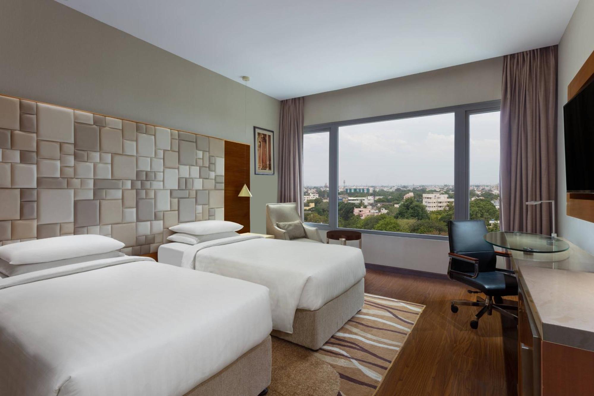 Hotel Courtyard By Marriott