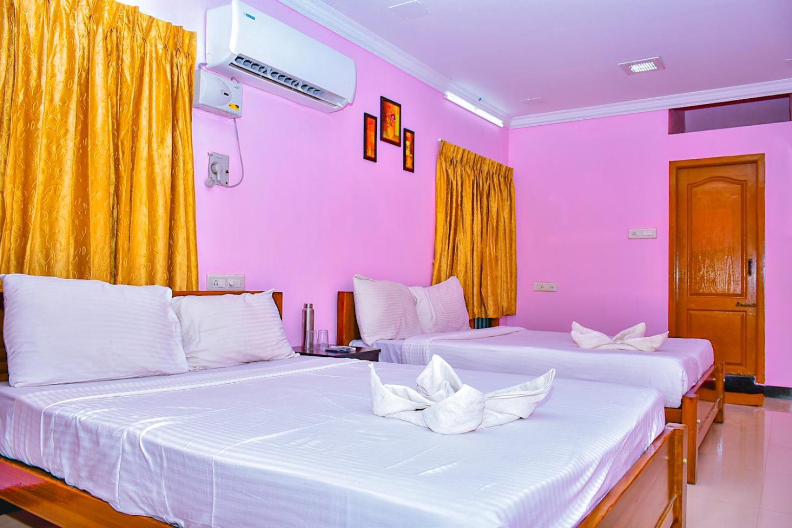 Coral Shelters Pykara Guest house *