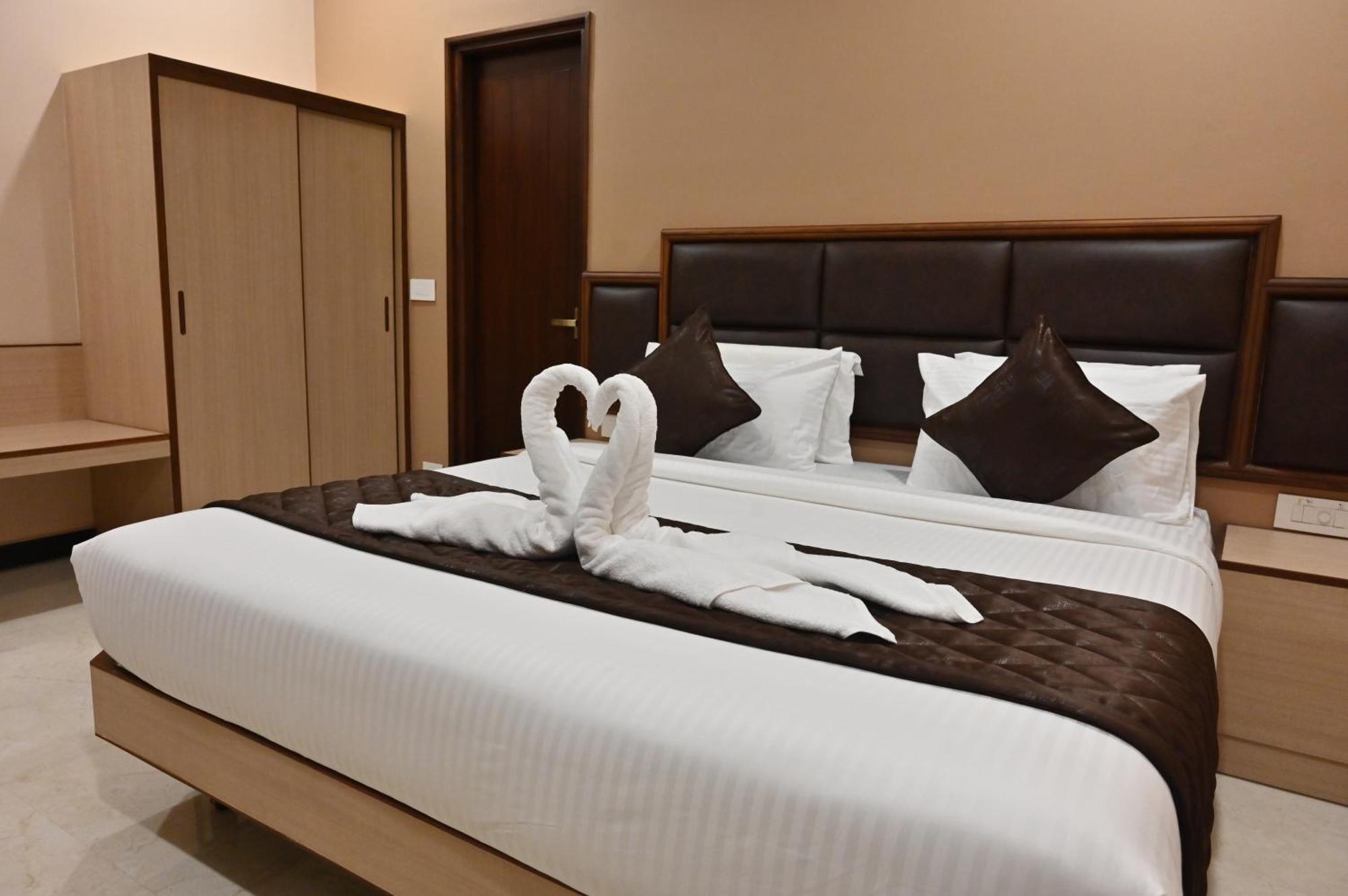 Majestic Grand Hotel 3*