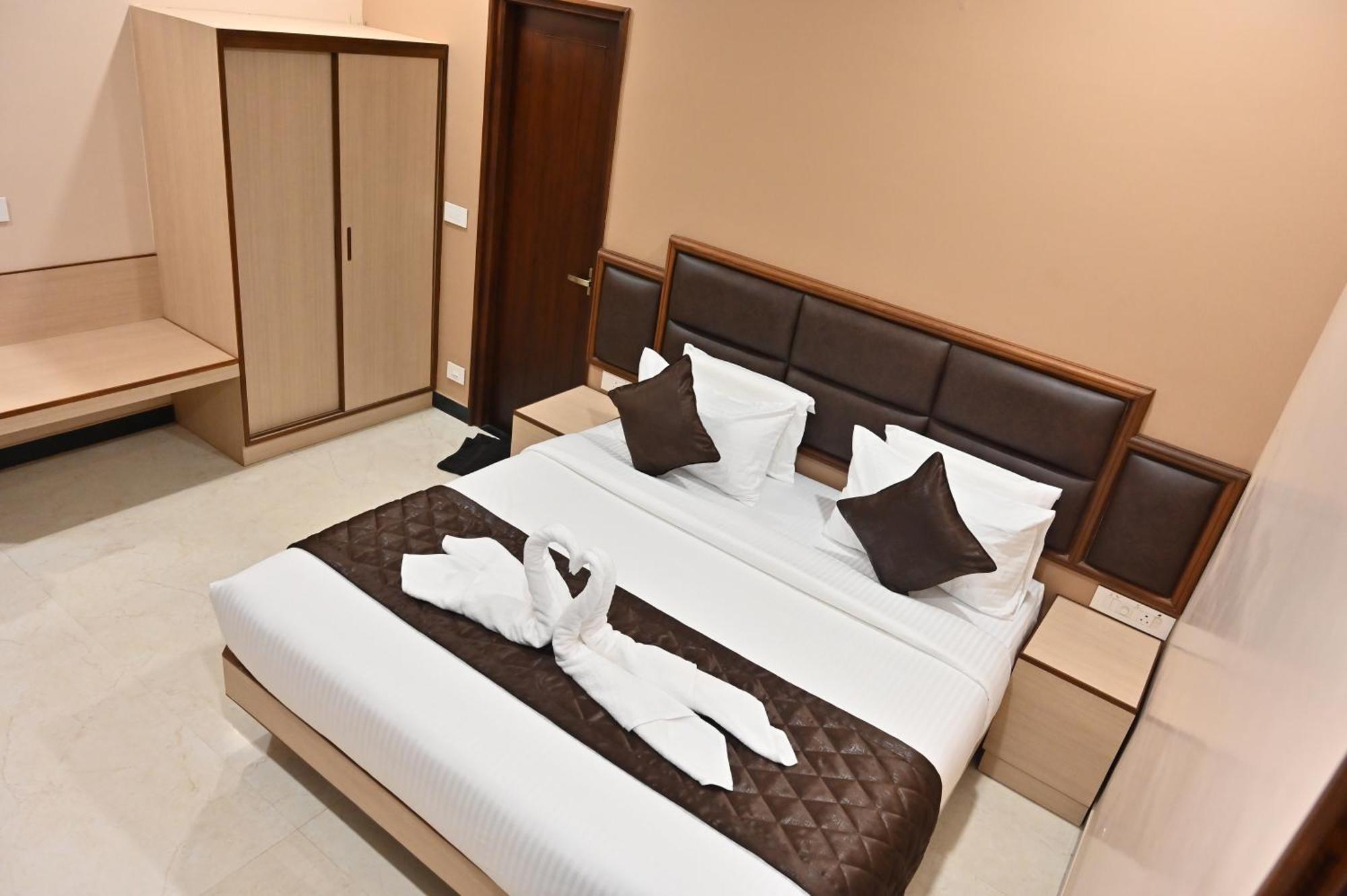 Hotel Majestic Grand