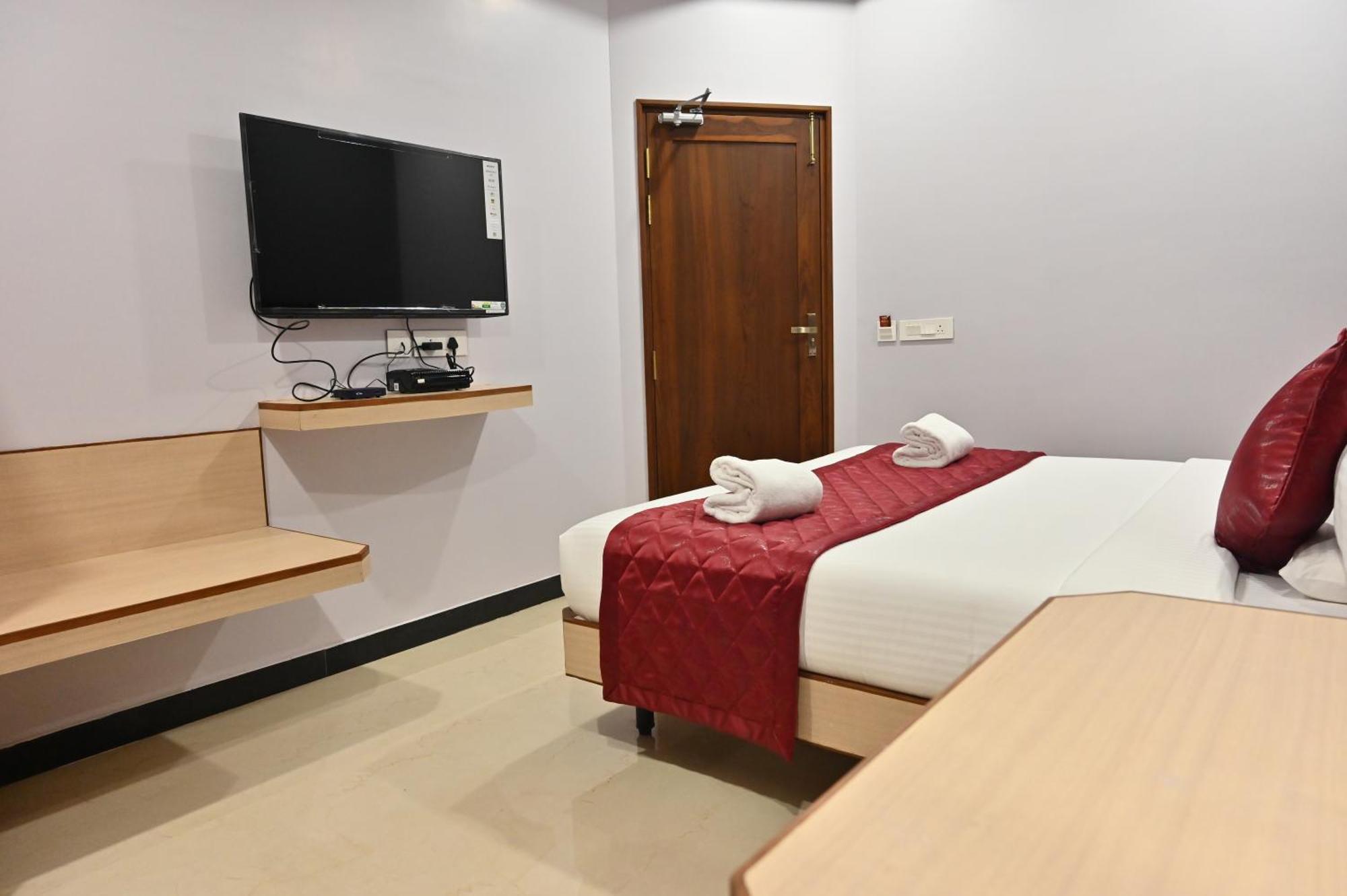 Majestic Grand Hotel 3*