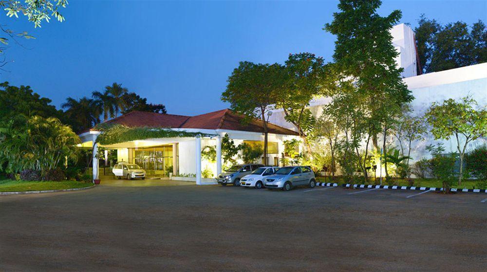 Courtyard By Marriott Hotel 5*