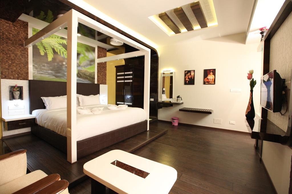 Hotel Mmr Gardens
