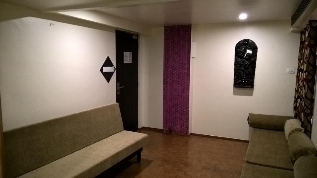 Hotel Supreme
