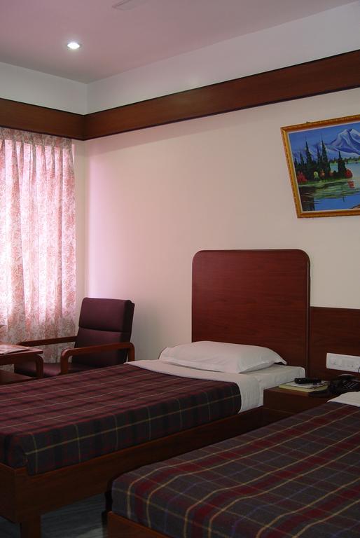 Supreme Hotel 3*