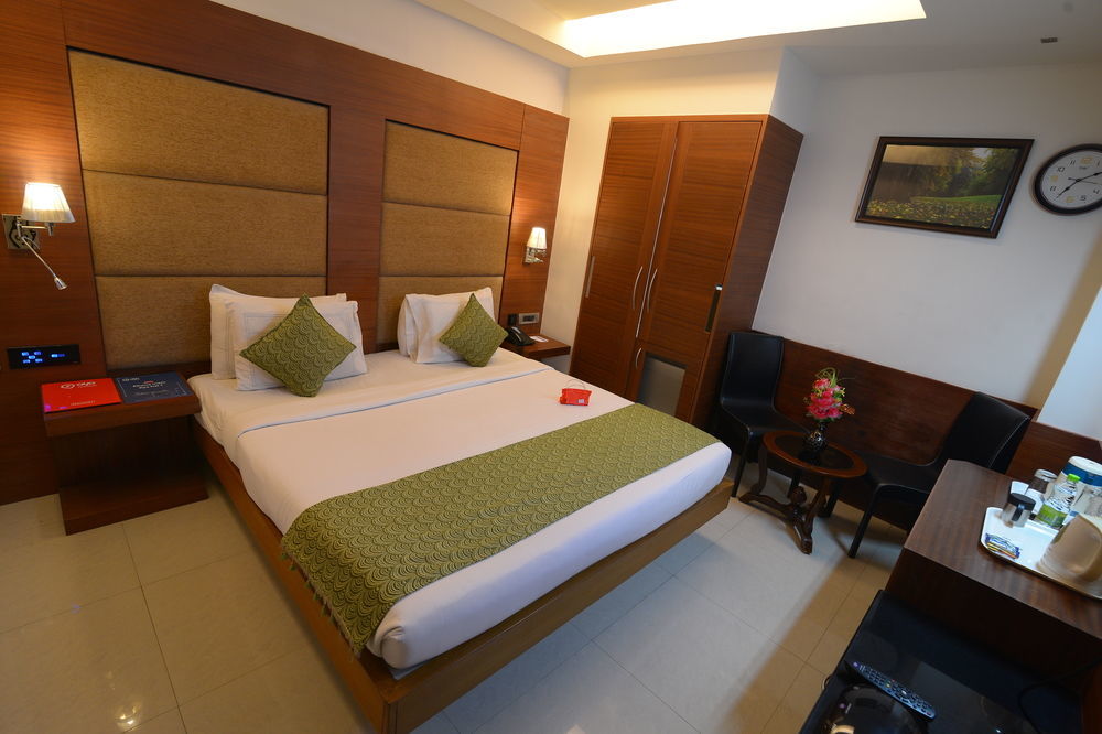 Hotel Oyo Meenakshi Amman Temple