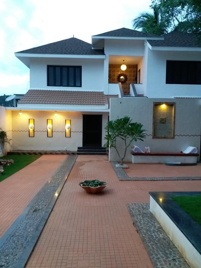 Mount Retreat -