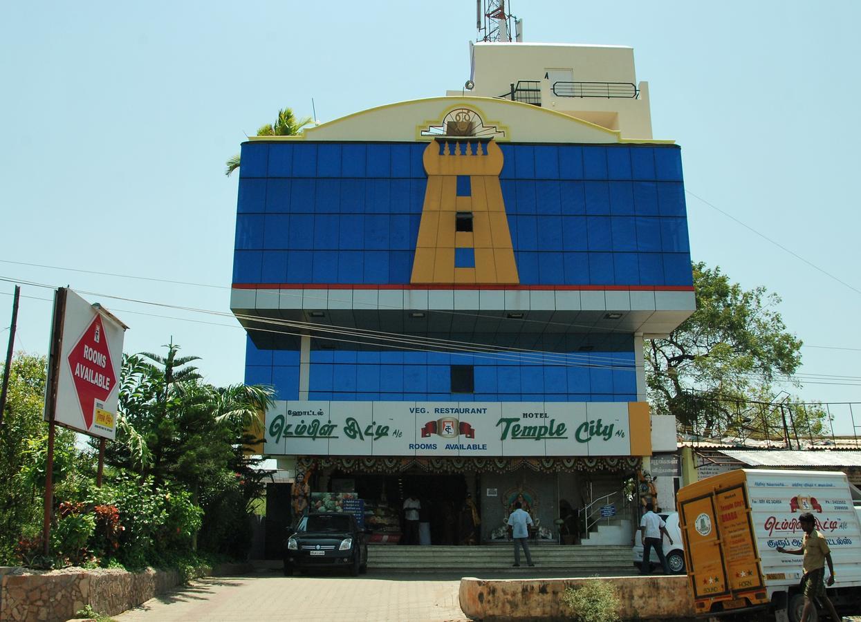 Temple Hotel 2*
