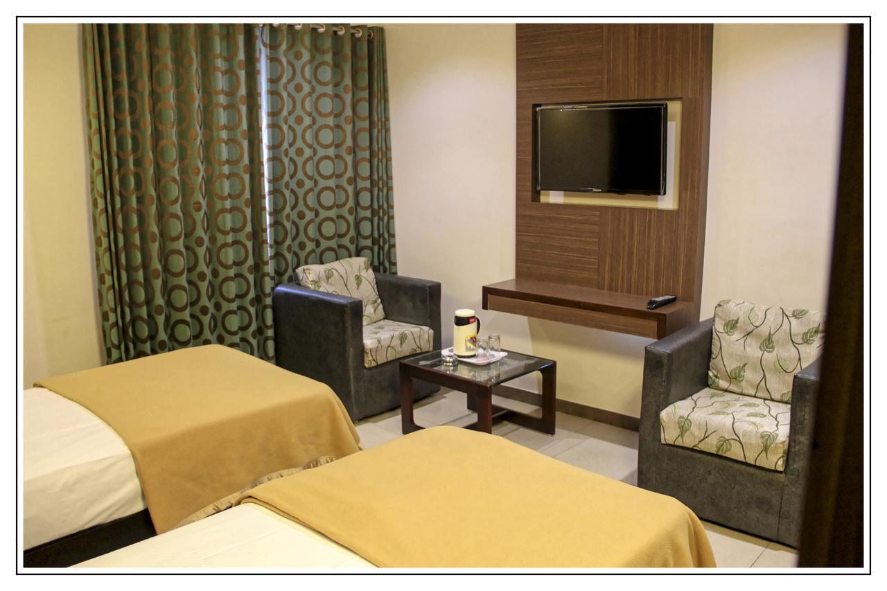 Hotel Prem Nivas 2*