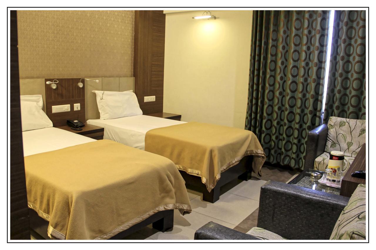 Hotel Prem Nivas 2*