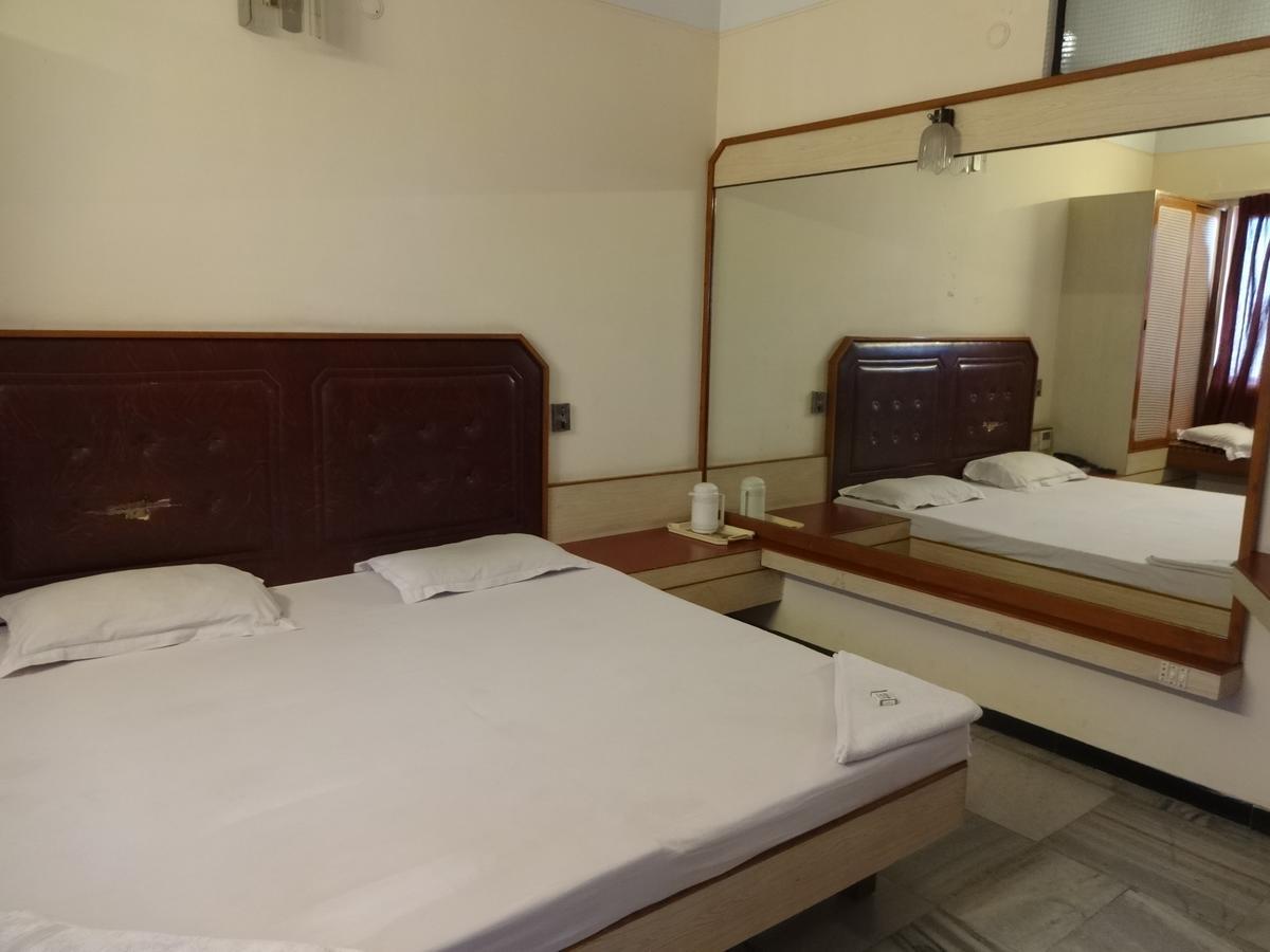 Hotel Padmam