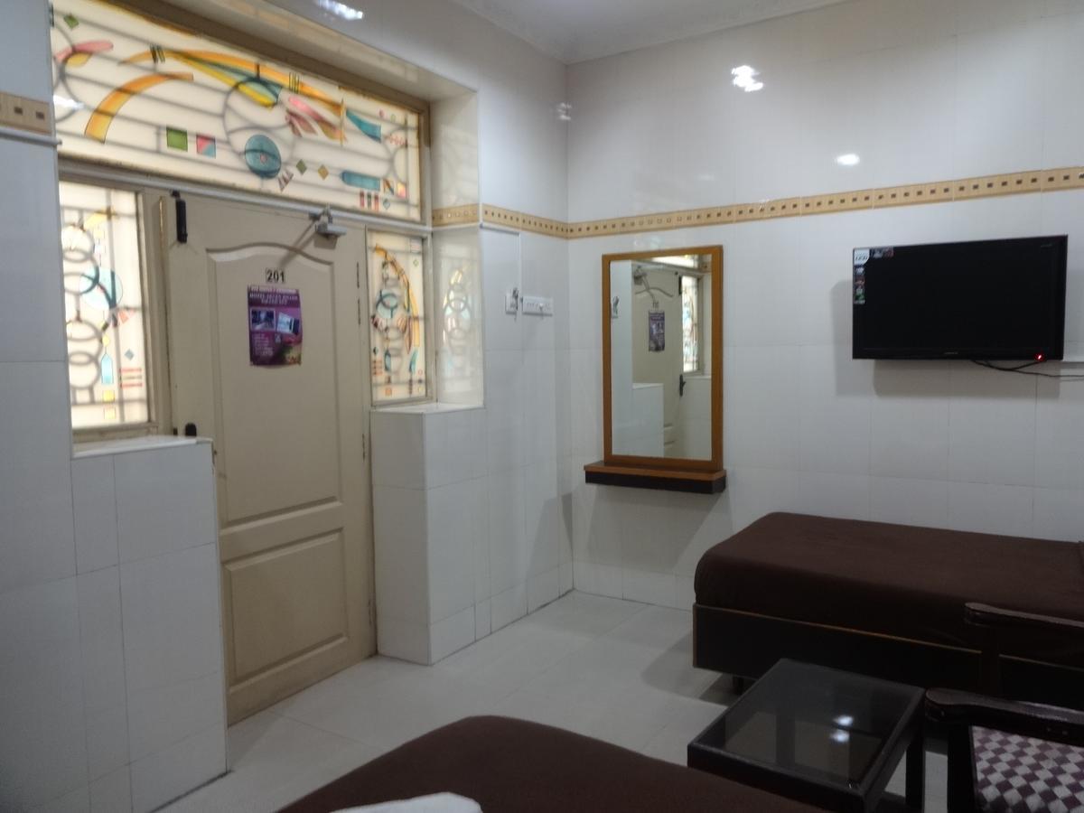 Rani Mangammal Residencies