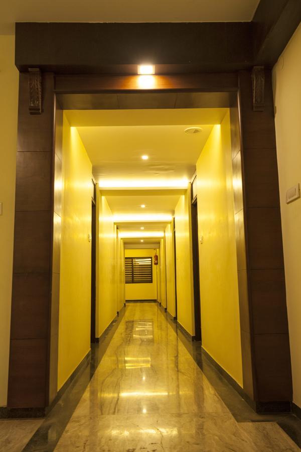 Hotel Lotus 3*