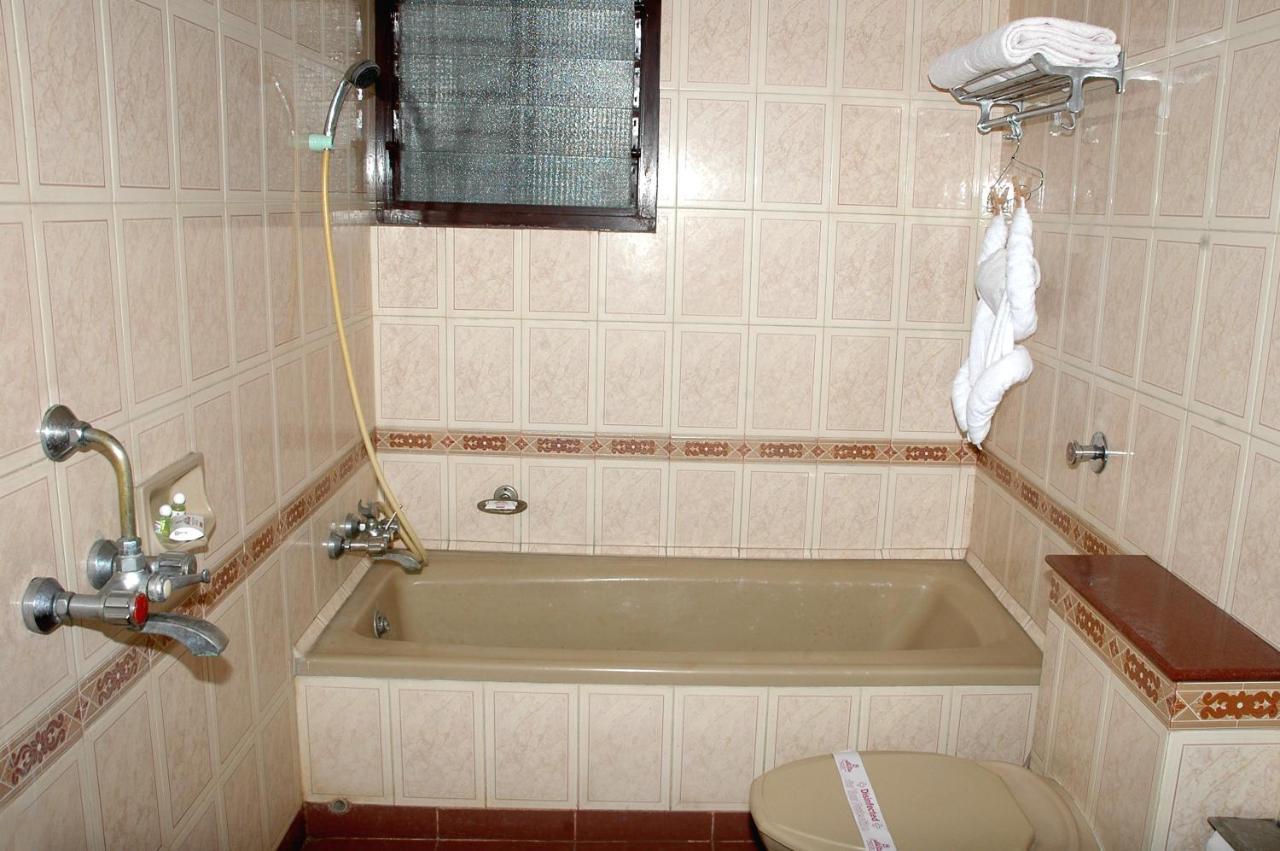 Saratharajans Hotel 3*