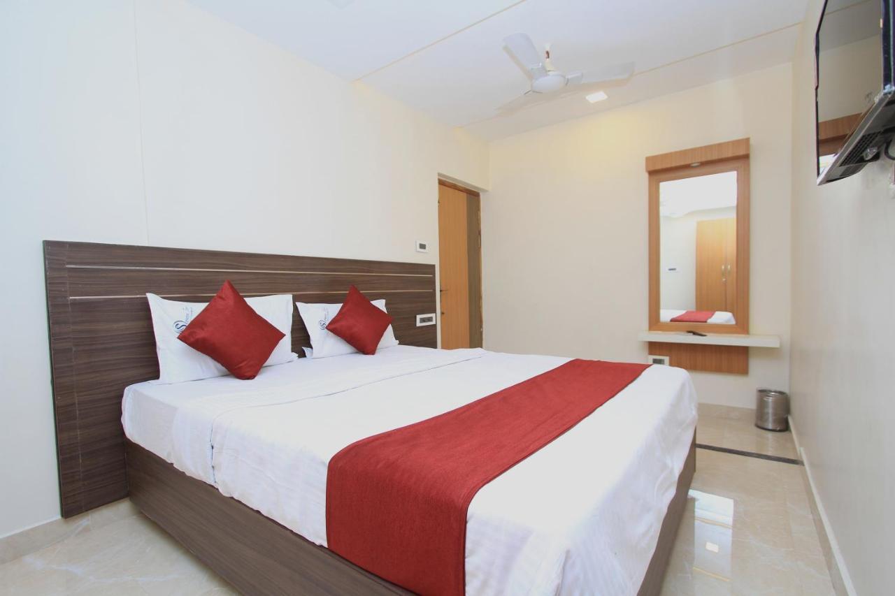Hotel Oyo 14715 Serene 3*
