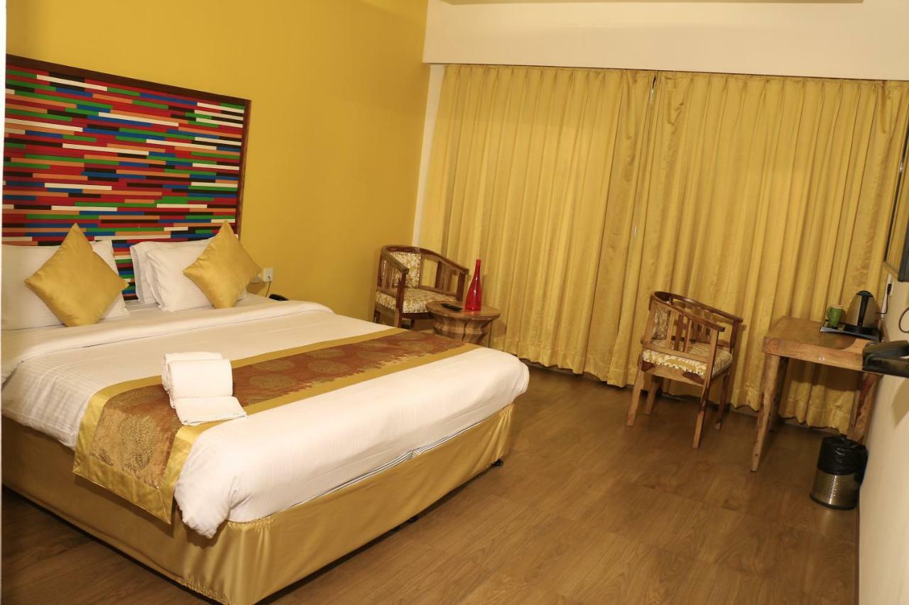 Cosmopolitan Hotel 3*