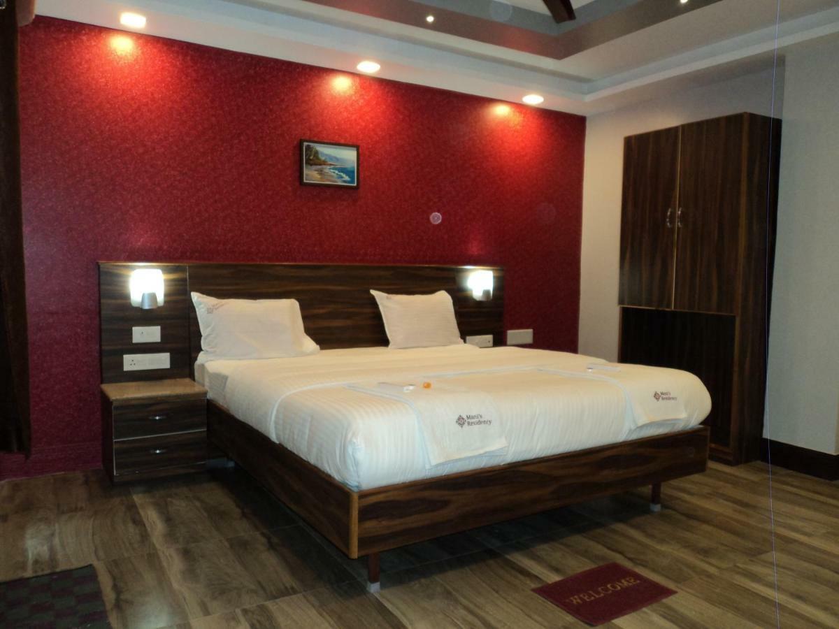 Mani's Residency Hotel