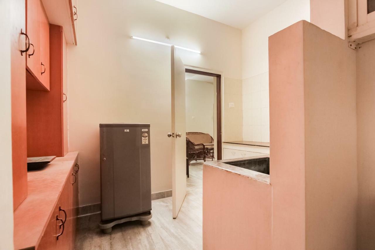 Oyo 48250 Keerthi Hotel Madurai