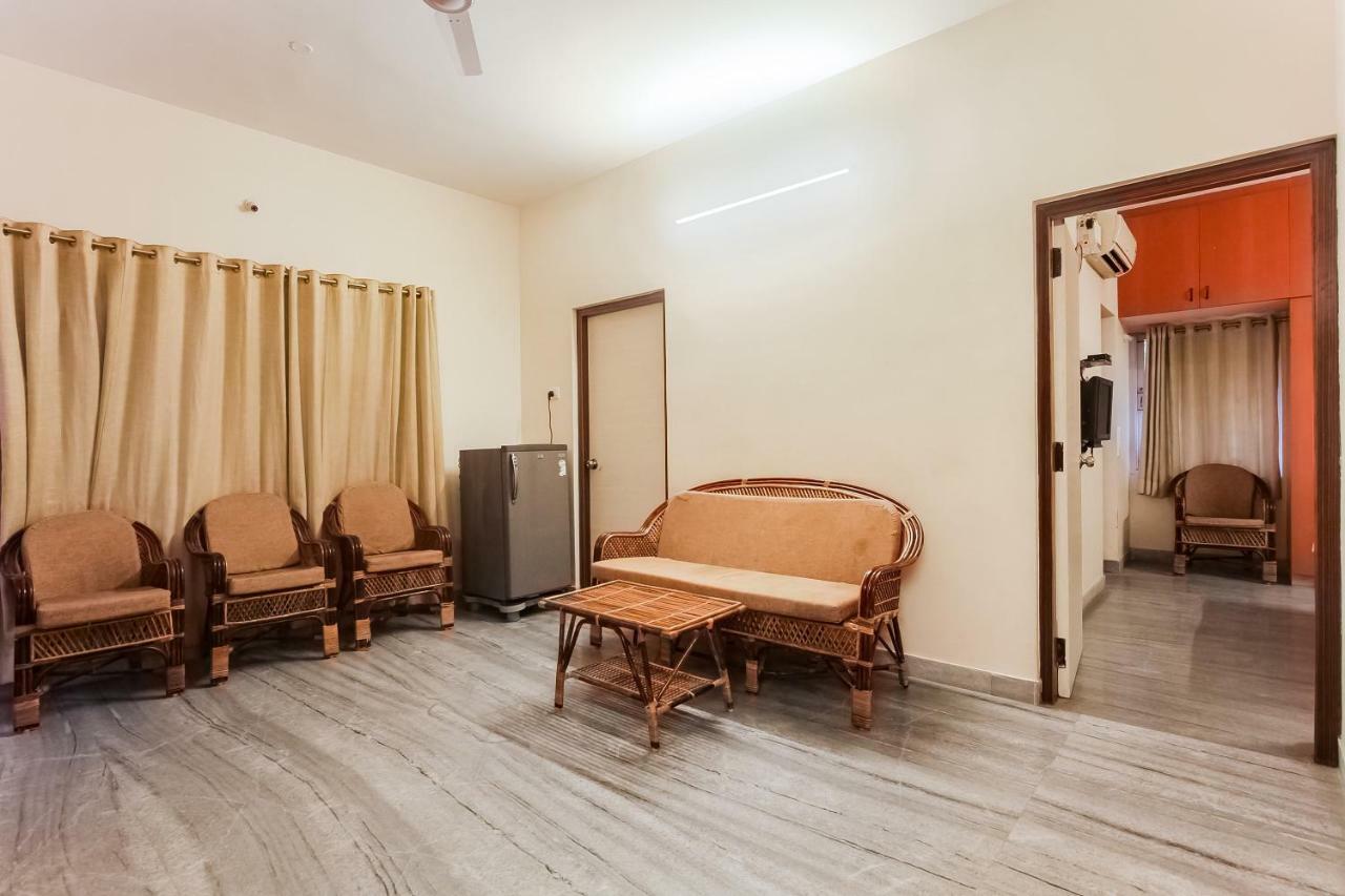 Hotel Oyo 48250 Keerthi 3*