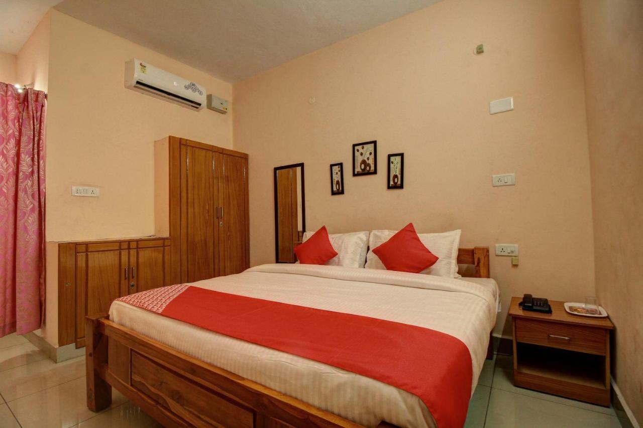 Hotel Oyo 19110 Annapoorna Residency 3*