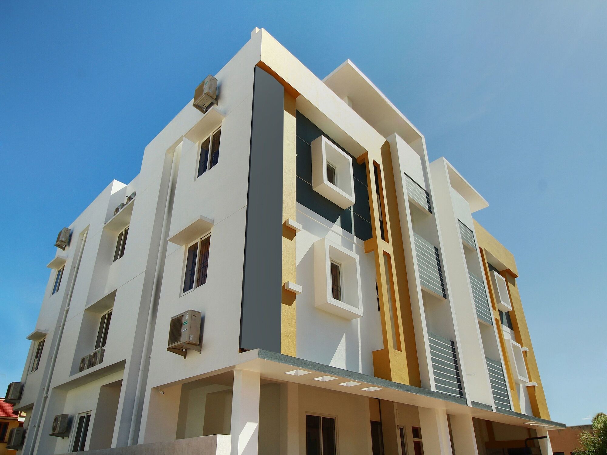 Oyo 14815 Anu Residency Madurai