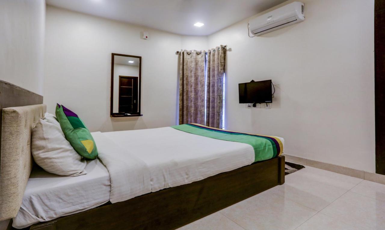 Royal Elite Hotel
