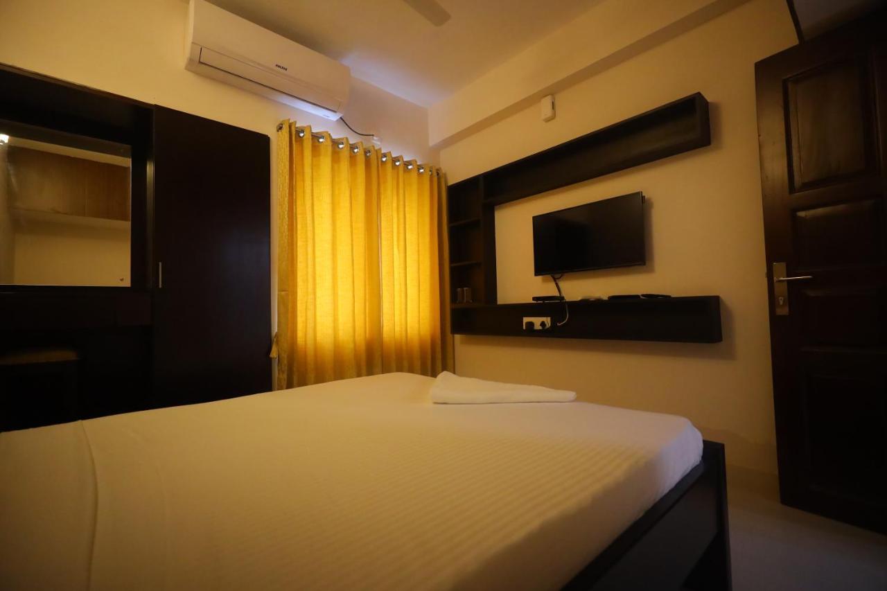 Kfour & Private Limited Hotel Madurai